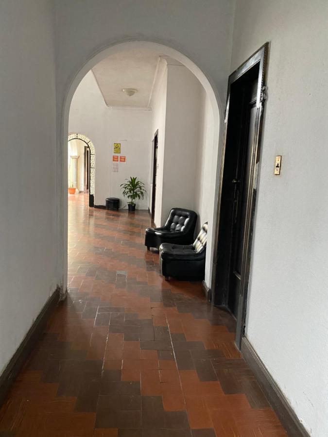 Casa Del Viajero Colonial Guatemala公寓 外观 照片
