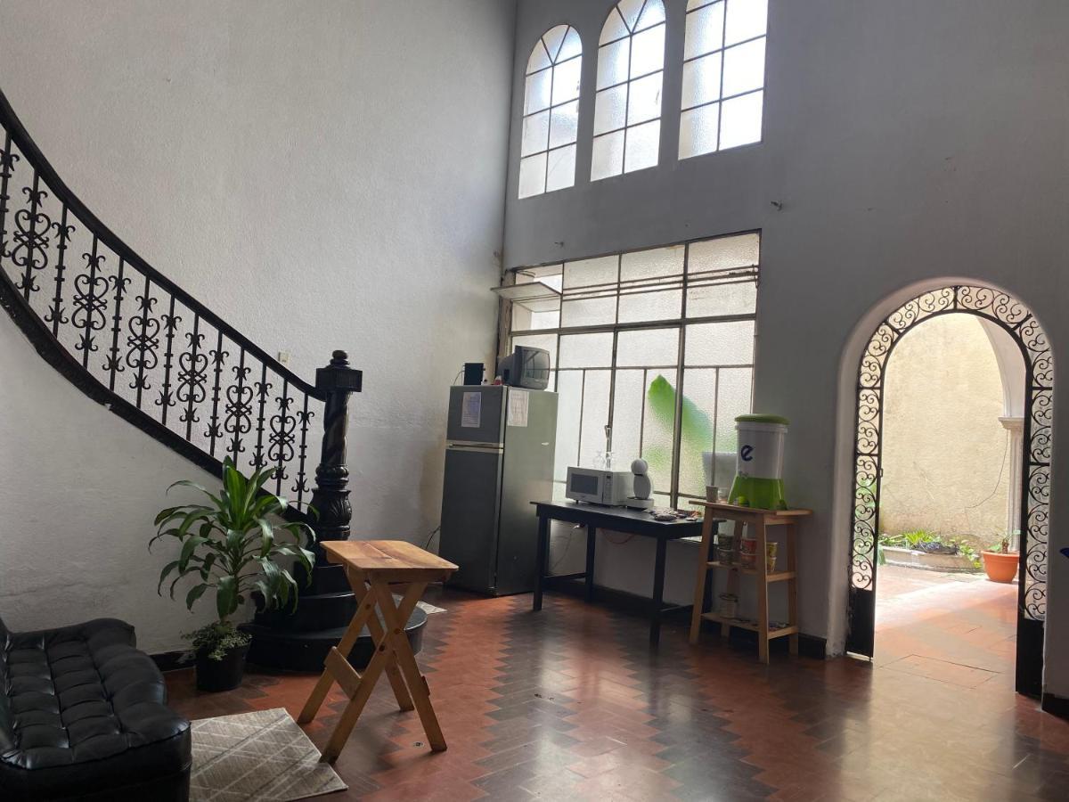 Casa Del Viajero Colonial Guatemala公寓 外观 照片